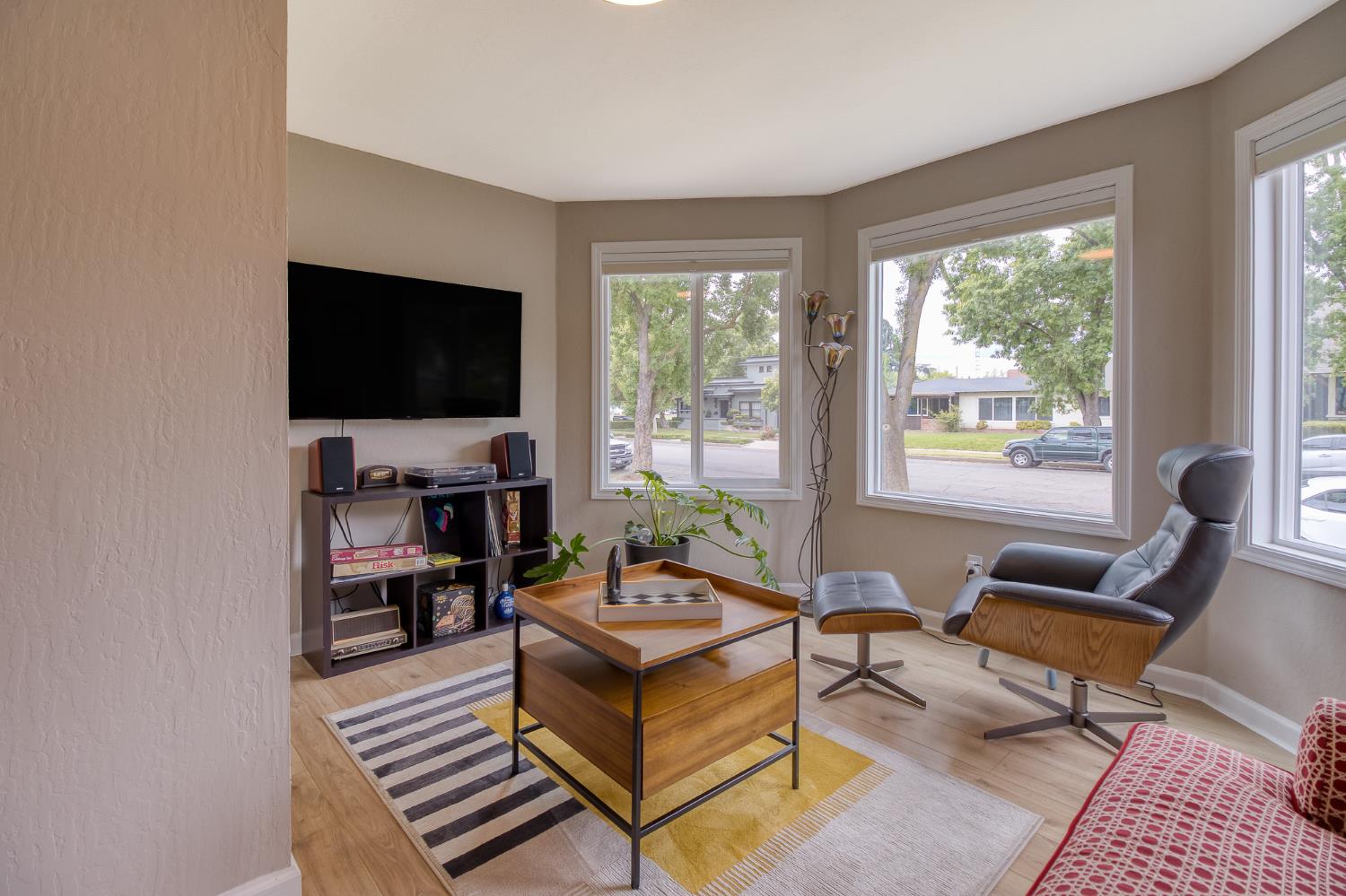 1042 R St, Newman, CA 95360