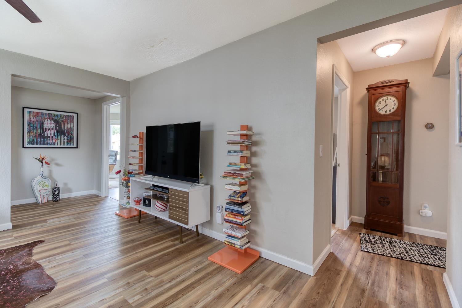 1042 R St, Newman, CA 95360