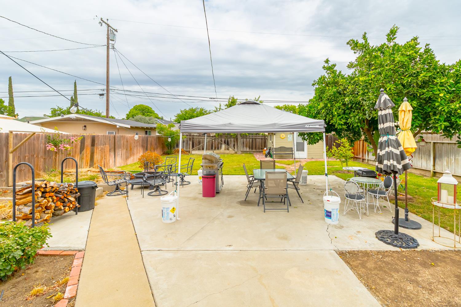 1042 R St, Newman, CA 95360