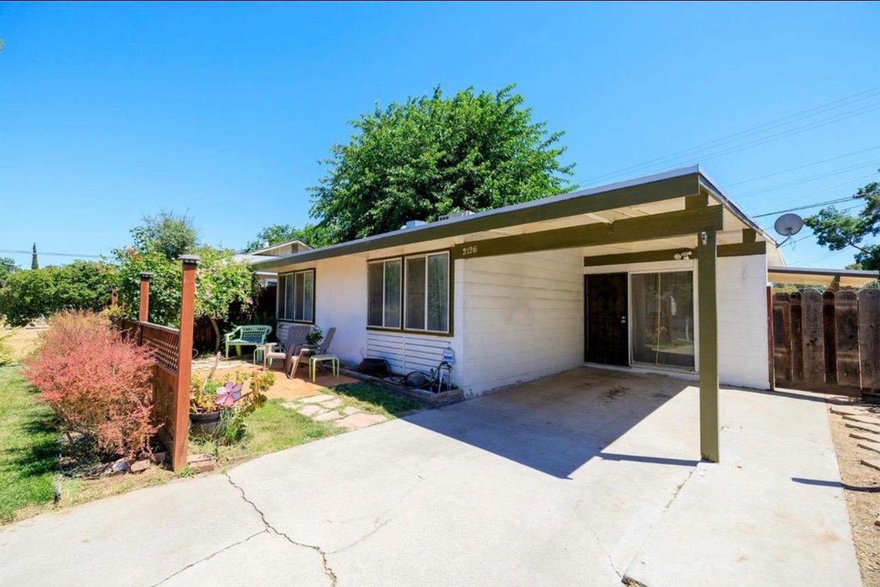 2126 Ellis St, Modesto, CA 95354