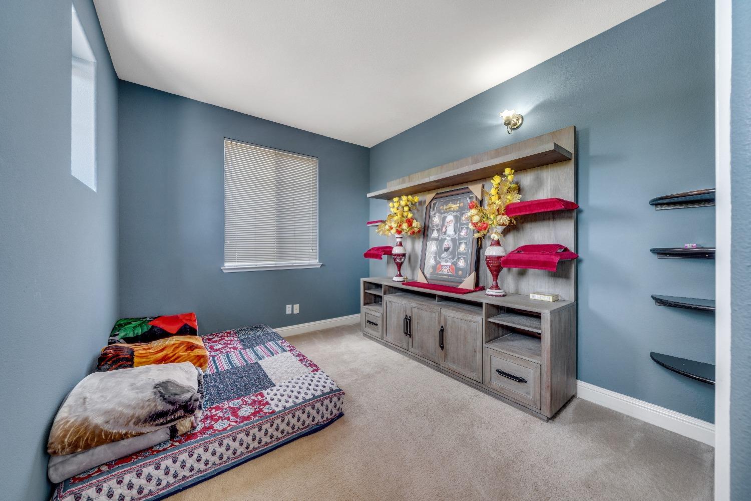 3779 Wild Oak Dr, Ceres, CA 95307