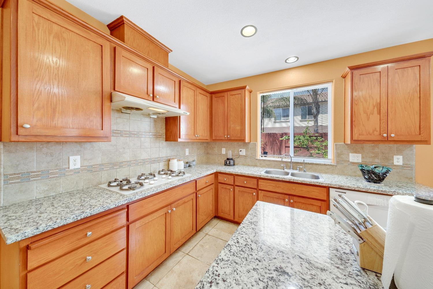 3779 Wild Oak Dr, Ceres, CA 95307