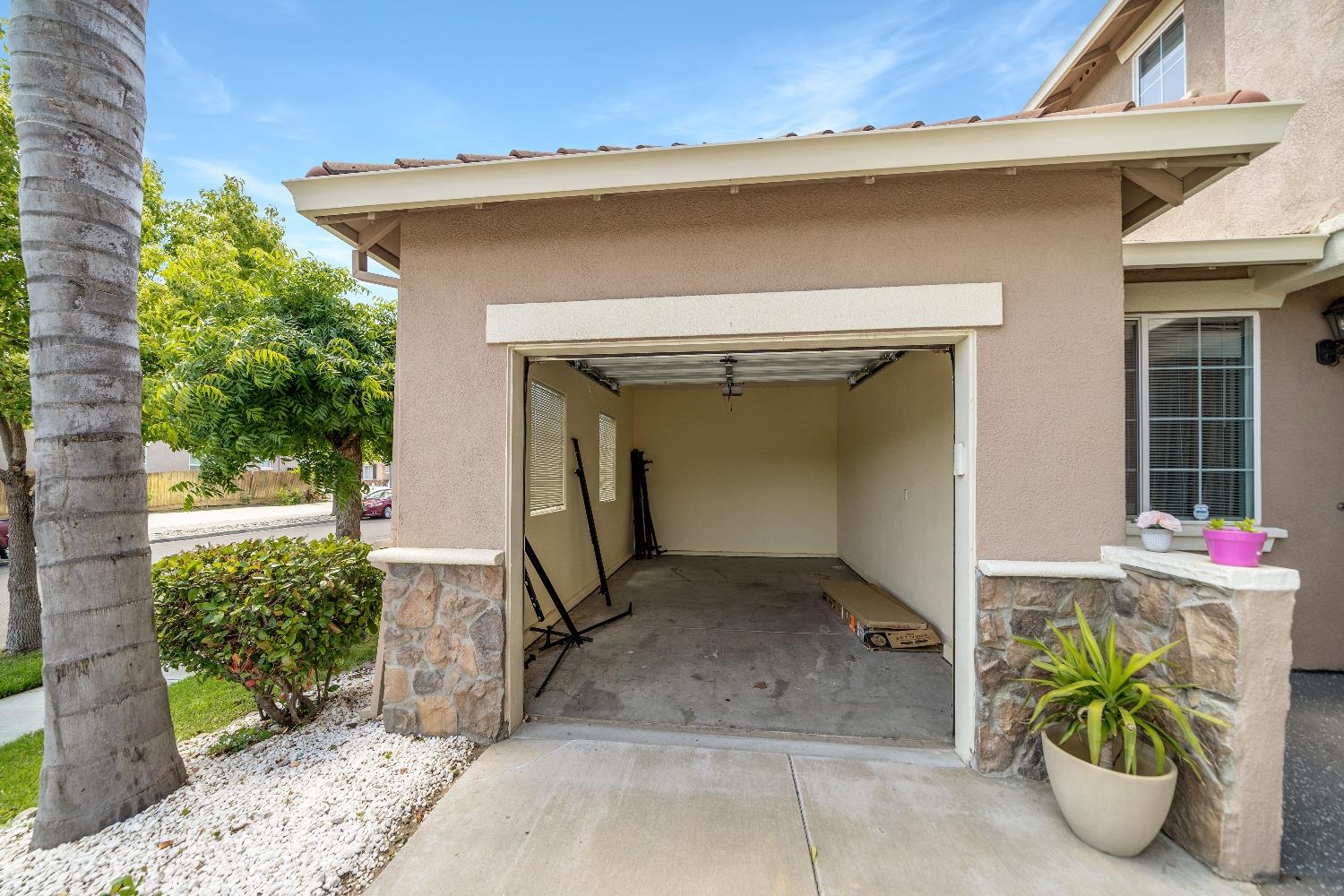3779 Wild Oak Dr, Ceres, CA 95307