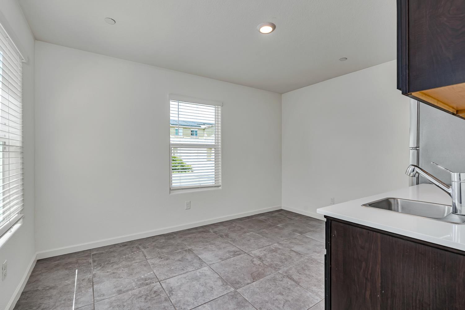 324 Shafer Trail Ct, Merced, CA 95341