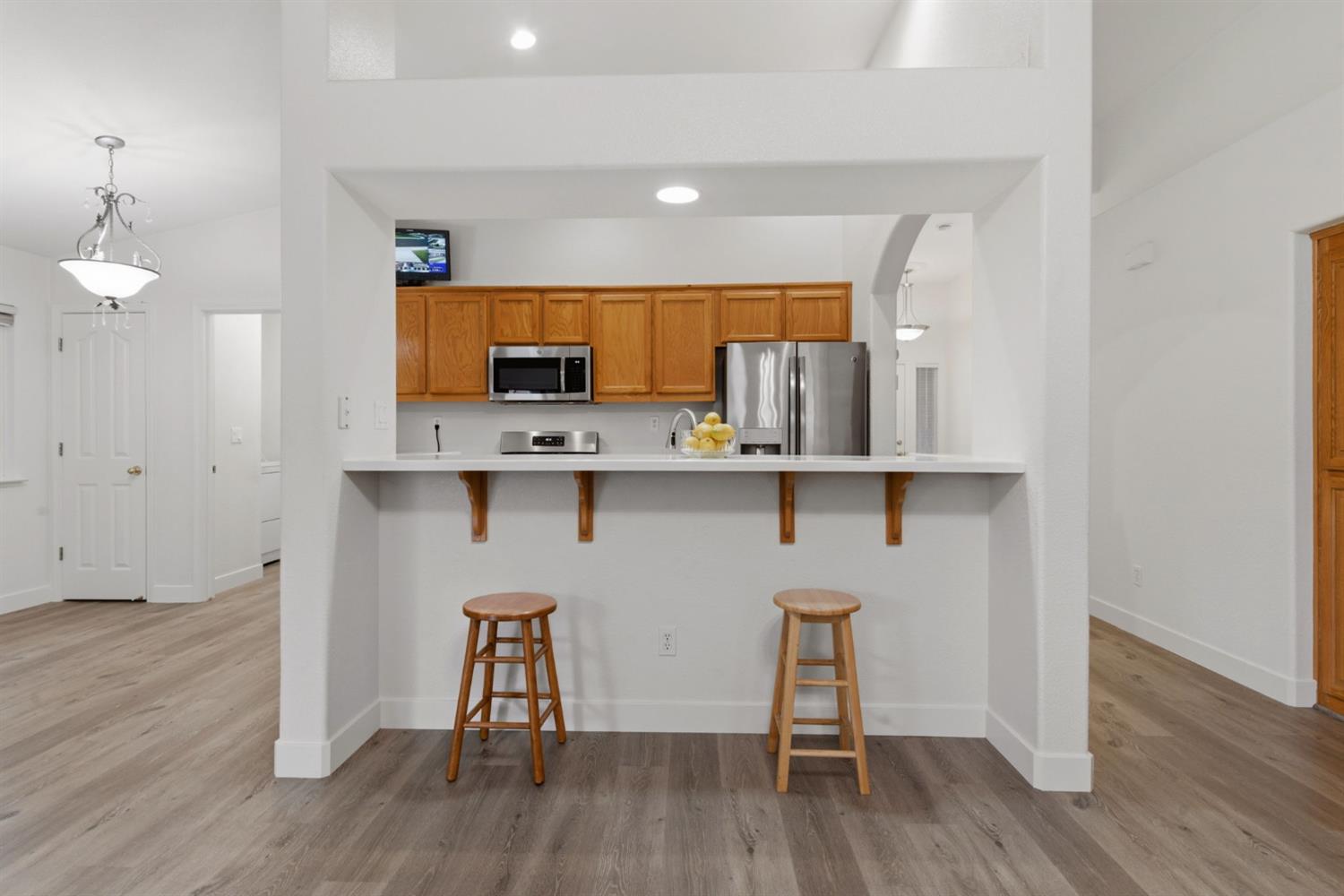 1009 Lambdin St, Manteca, CA 95336
