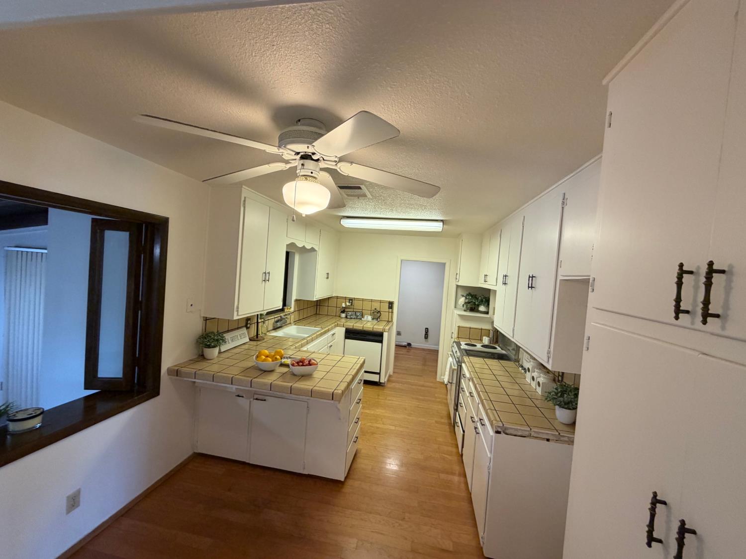 2275 5th St, Atwater, CA 95301