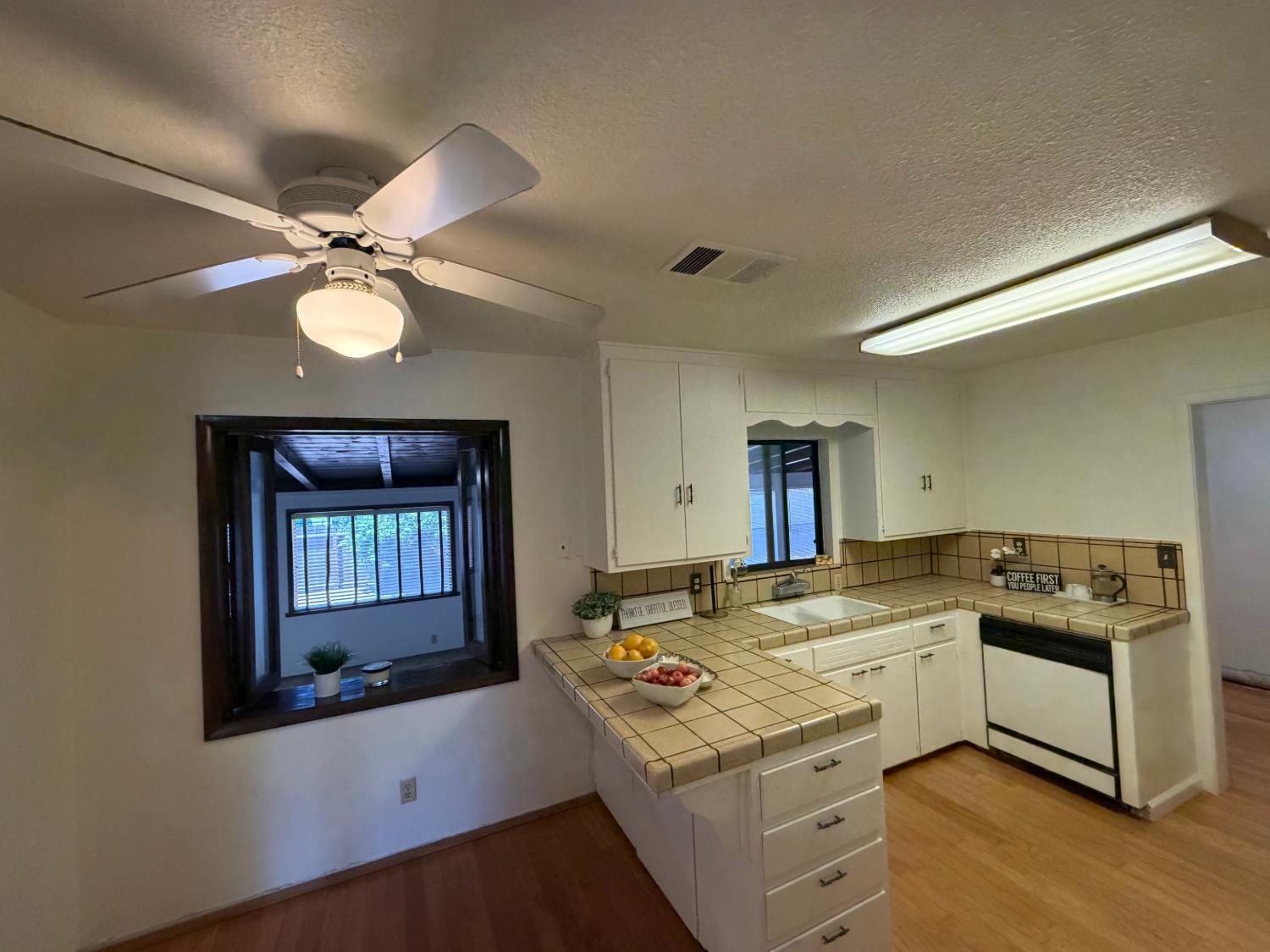 2275 5th St, Atwater, CA 95301