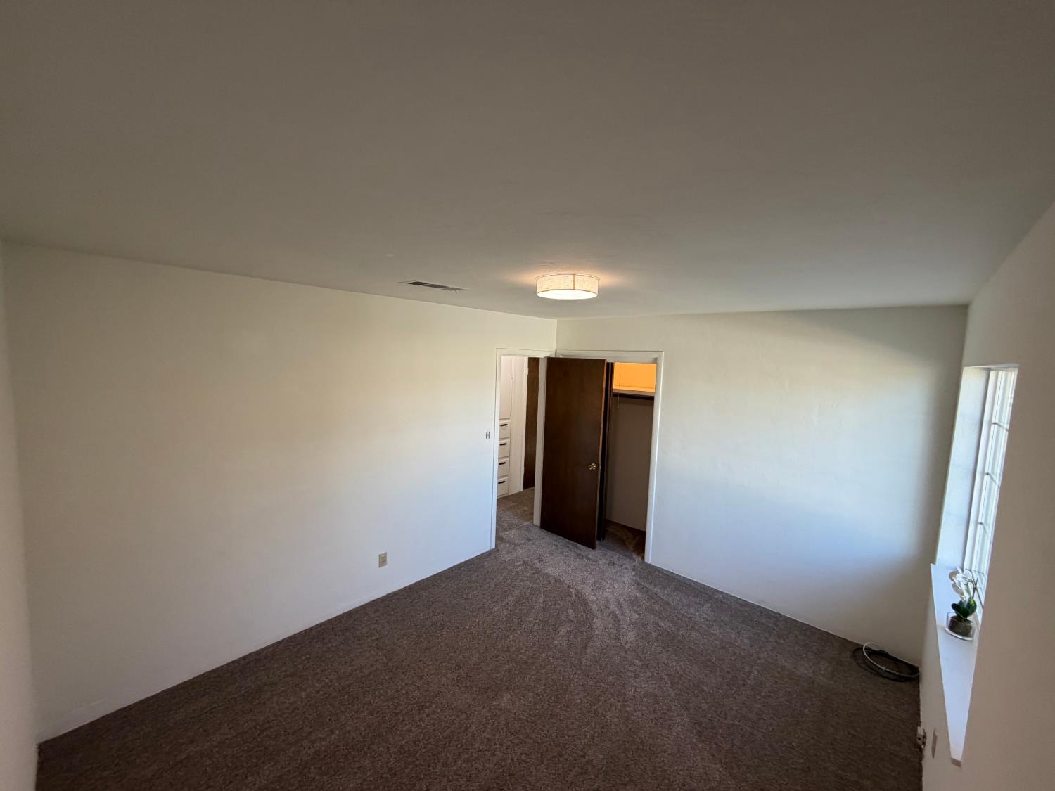 2275 5th St, Atwater, CA 95301