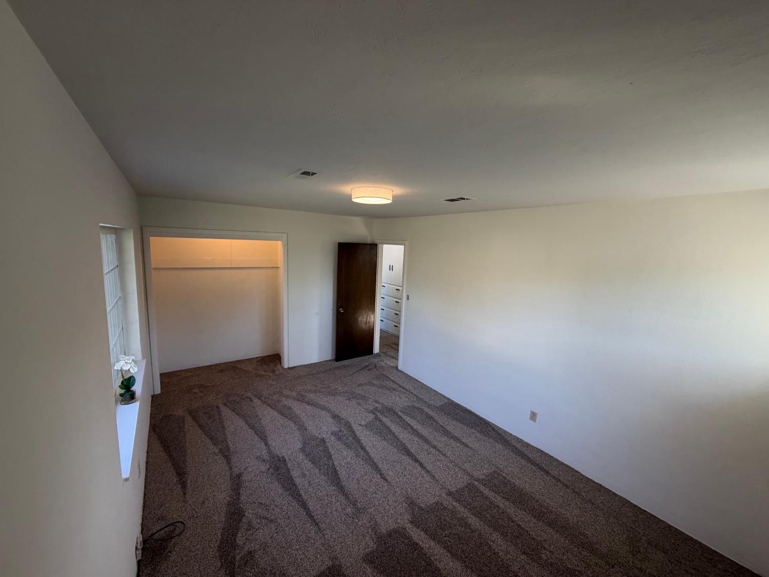 2275 5th St, Atwater, CA 95301
