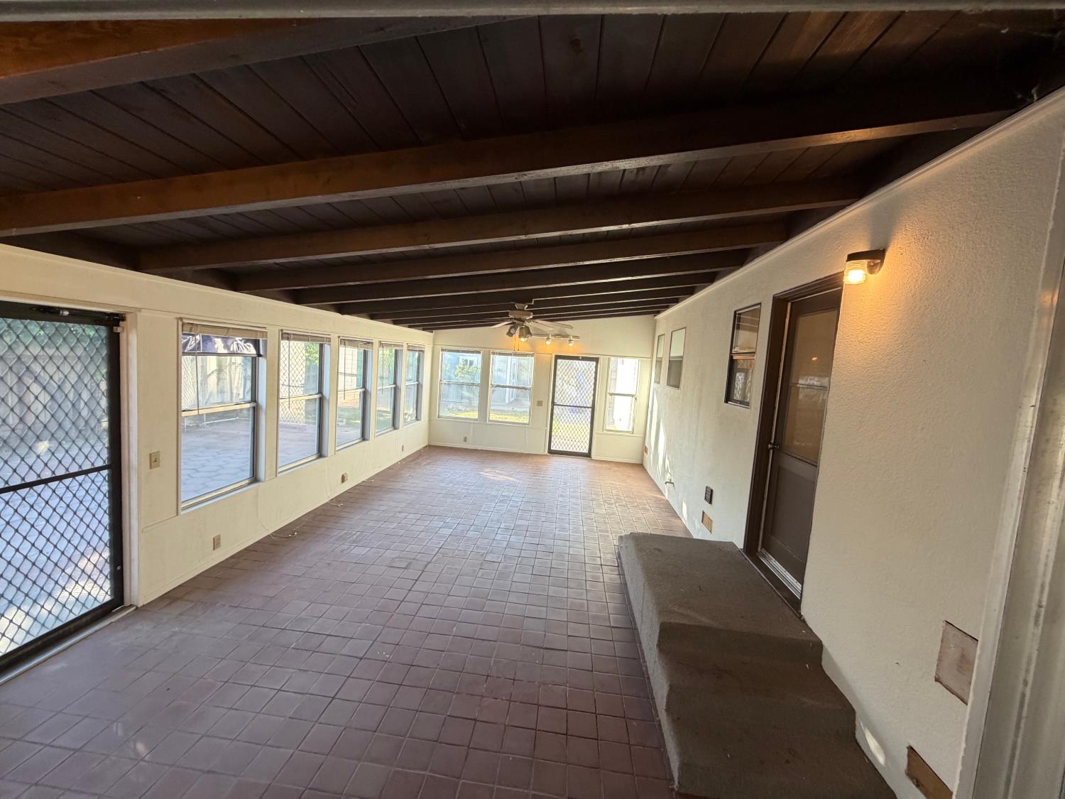 2275 5th St, Atwater, CA 95301