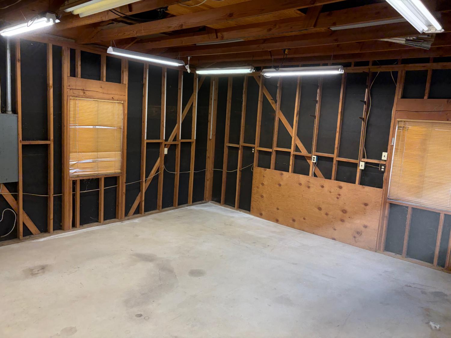 2275 5th St, Atwater, CA 95301
