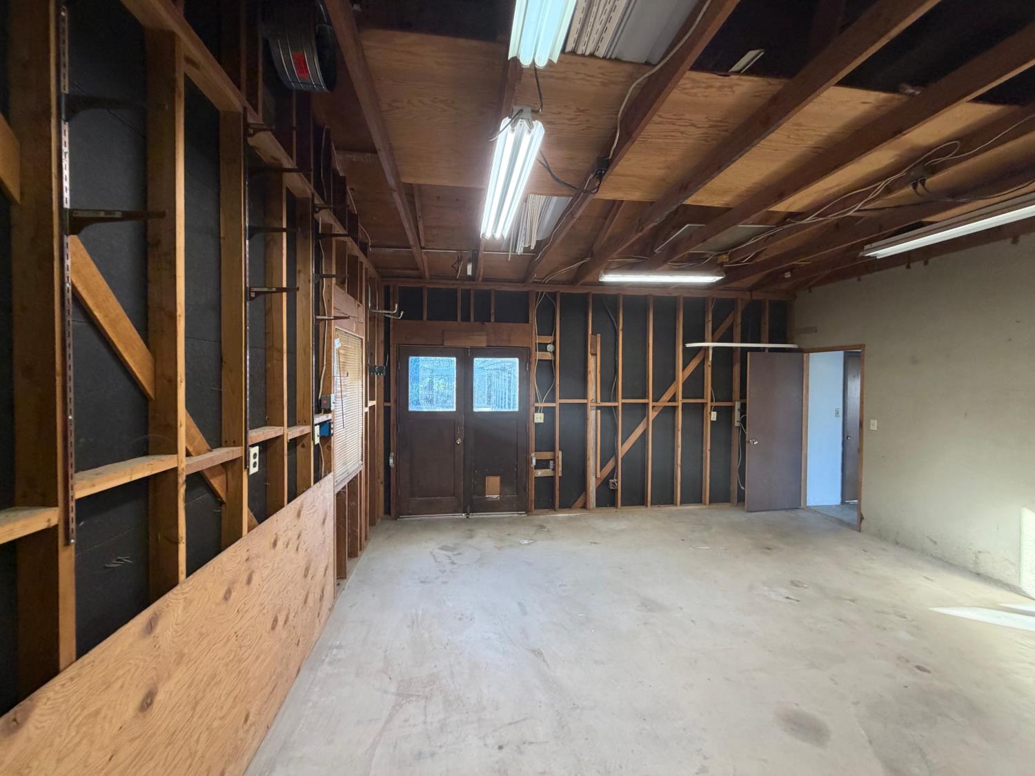 2275 5th St, Atwater, CA 95301