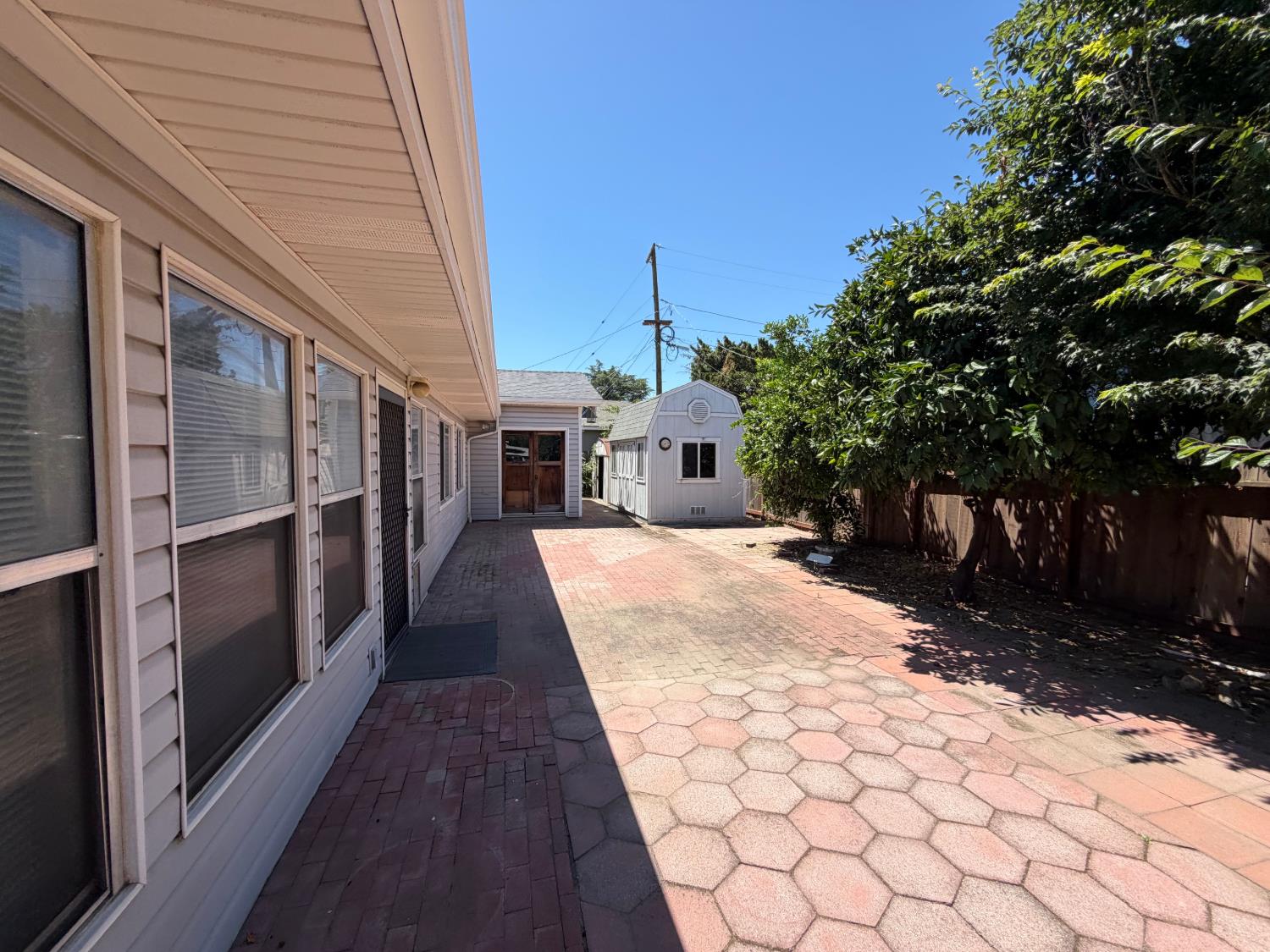 2275 5th St, Atwater, CA 95301