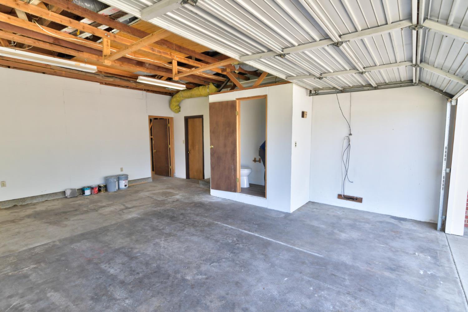 2275 5th St, Atwater, CA 95301