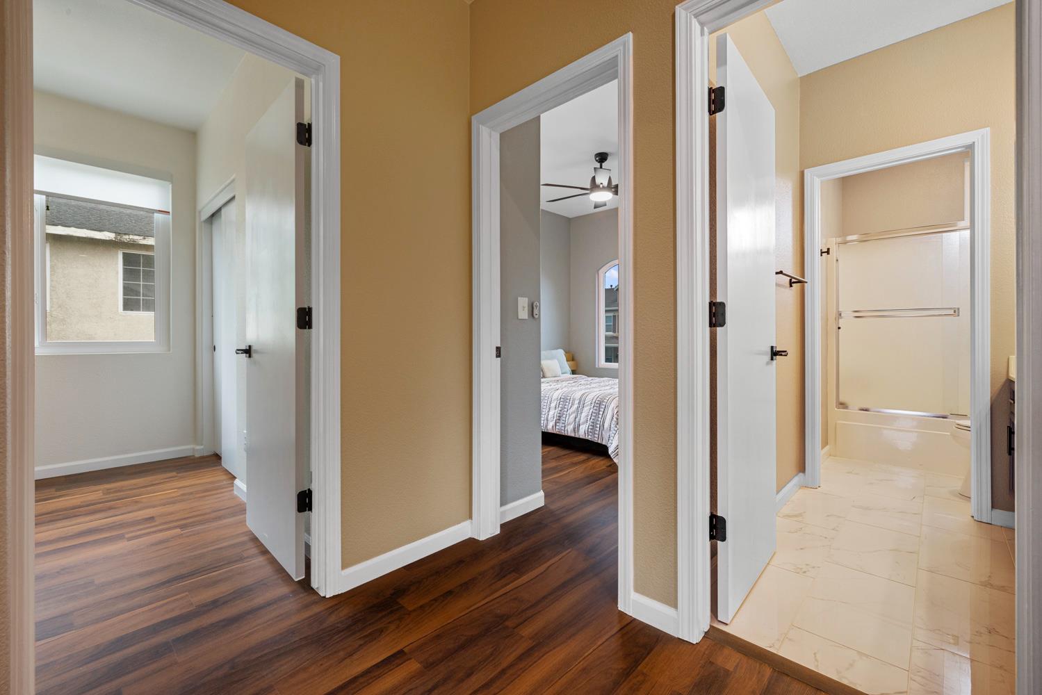 368 Nutcrest Ct, Oakdale, CA 95361