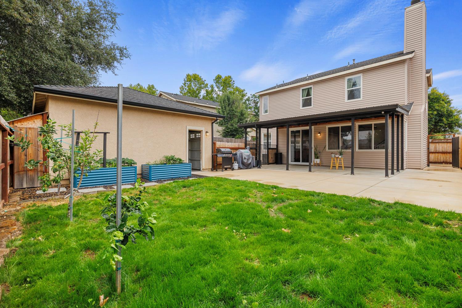 368 Nutcrest Ct, Oakdale, CA 95361