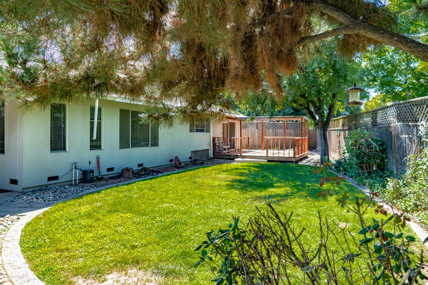 3724 Glenview Ct, Modesto, CA 95355