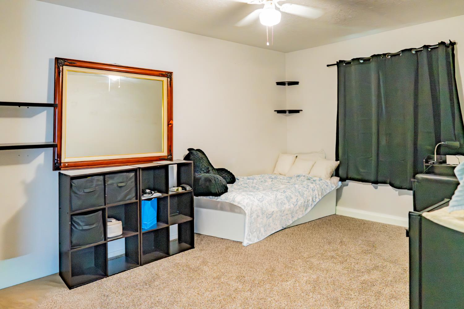 3724 Glenview Ct, Modesto, CA 95355