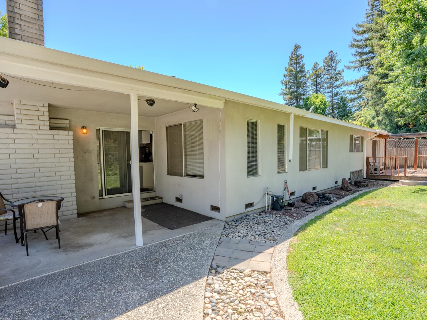 3724 Glenview Ct, Modesto, CA 95355