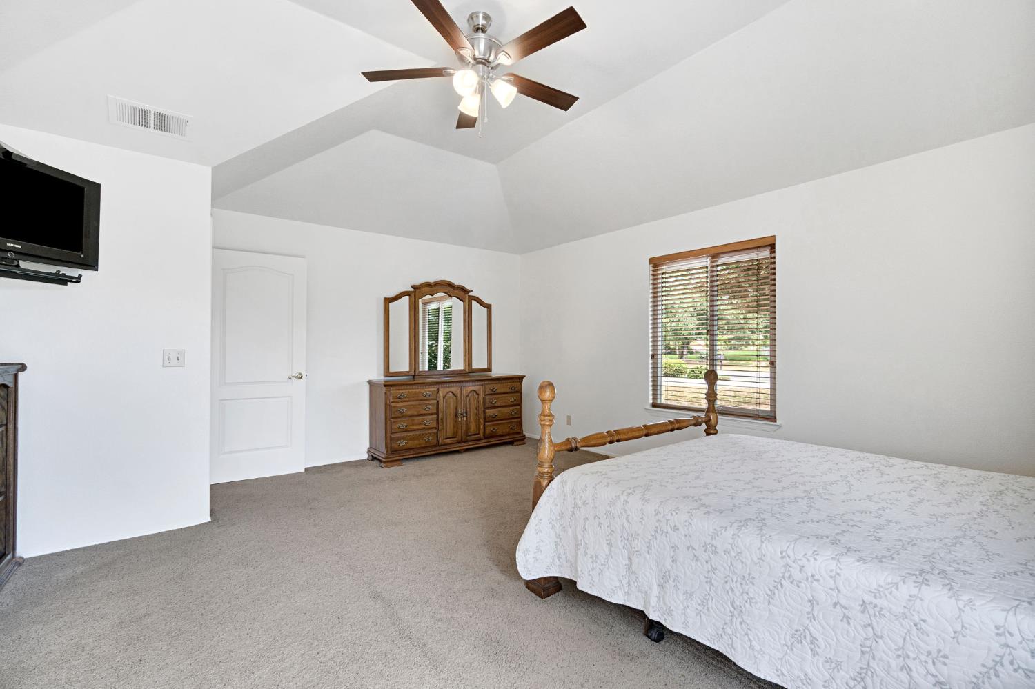 26856 18 1/4, Madera, CA 93638