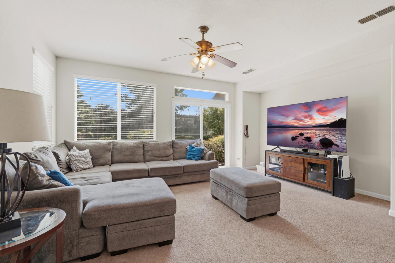 13316 Rivercrest Dr, Waterford, CA 95386