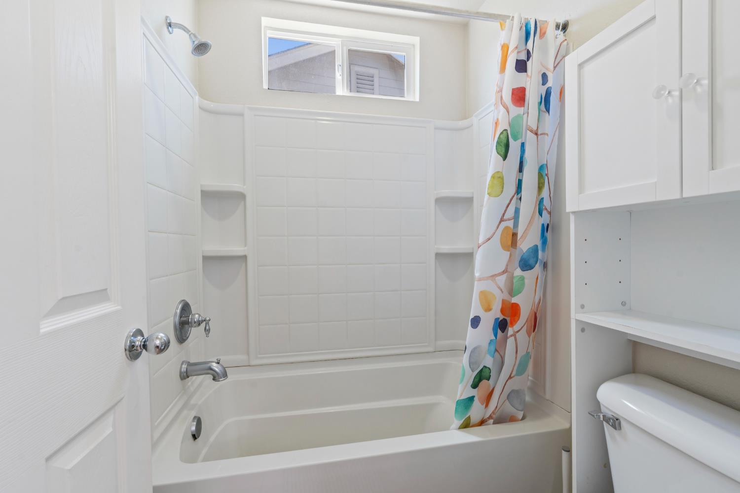 13316 Rivercrest Dr, Waterford, CA 95386