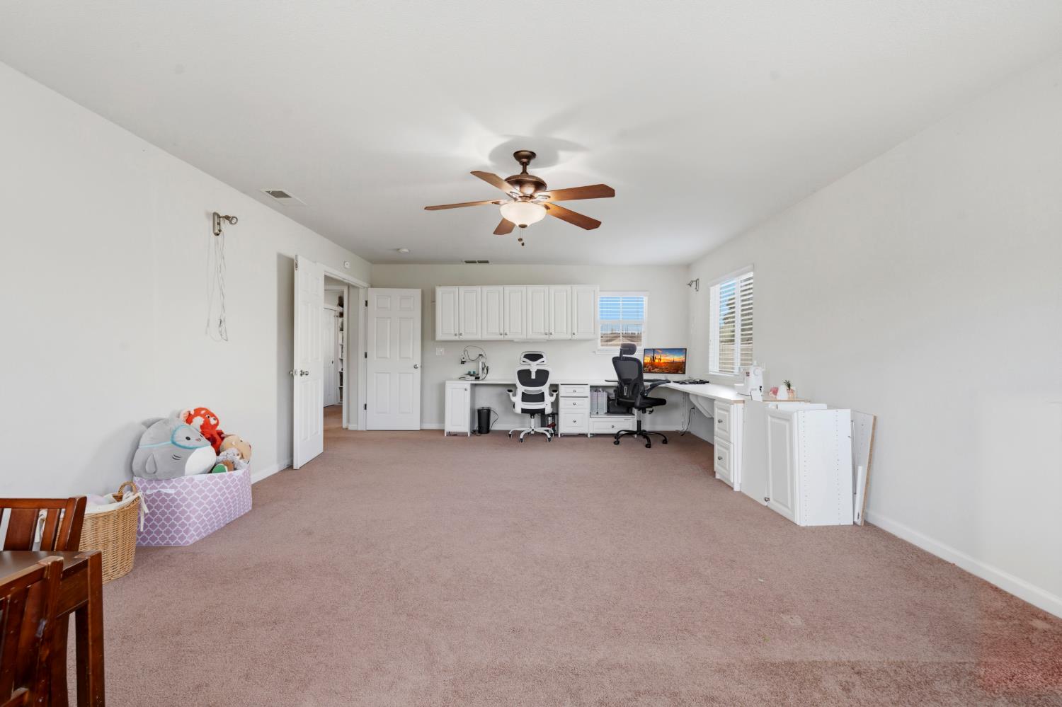 13316 Rivercrest Dr, Waterford, CA 95386