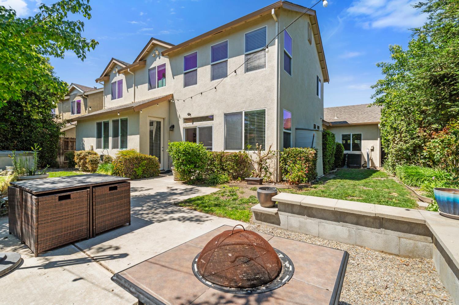 13316 Rivercrest Dr, Waterford, CA 95386