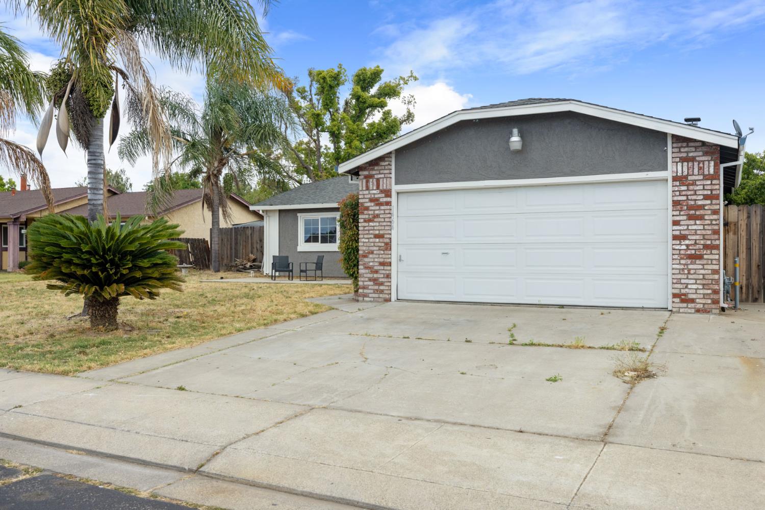 1464 Cavalier Pl, Manteca, CA 95336