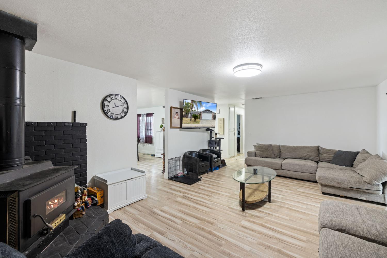 1464 Cavalier Pl, Manteca, CA 95336