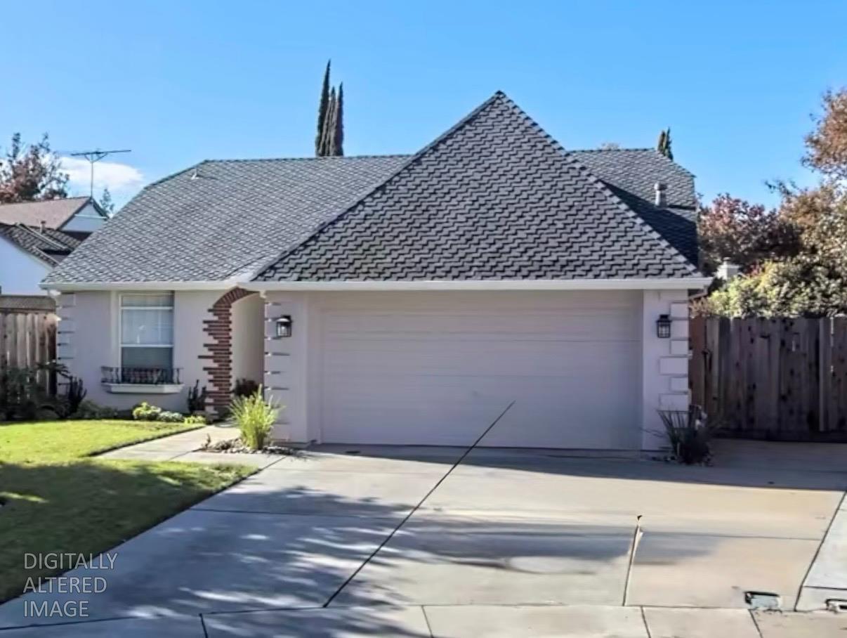 1104 Valencia, Modesto, CA 95350