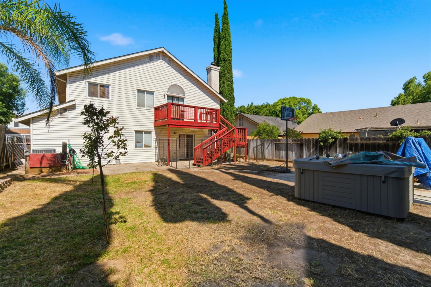 1808 Coventry Garden, Modesto, CA 95358