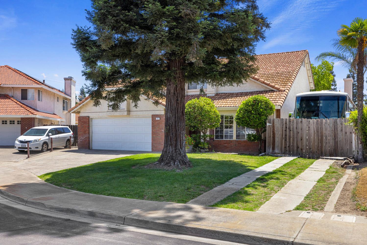 257 Reardon St, Oakdale, CA 95361
