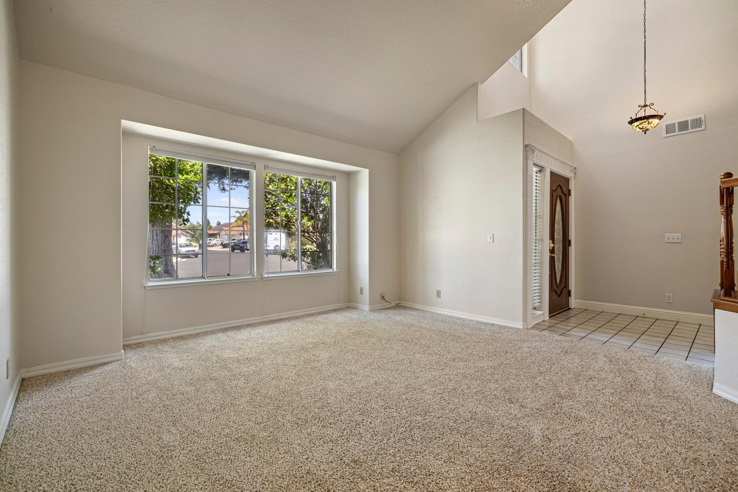 257 Reardon St, Oakdale, CA 95361