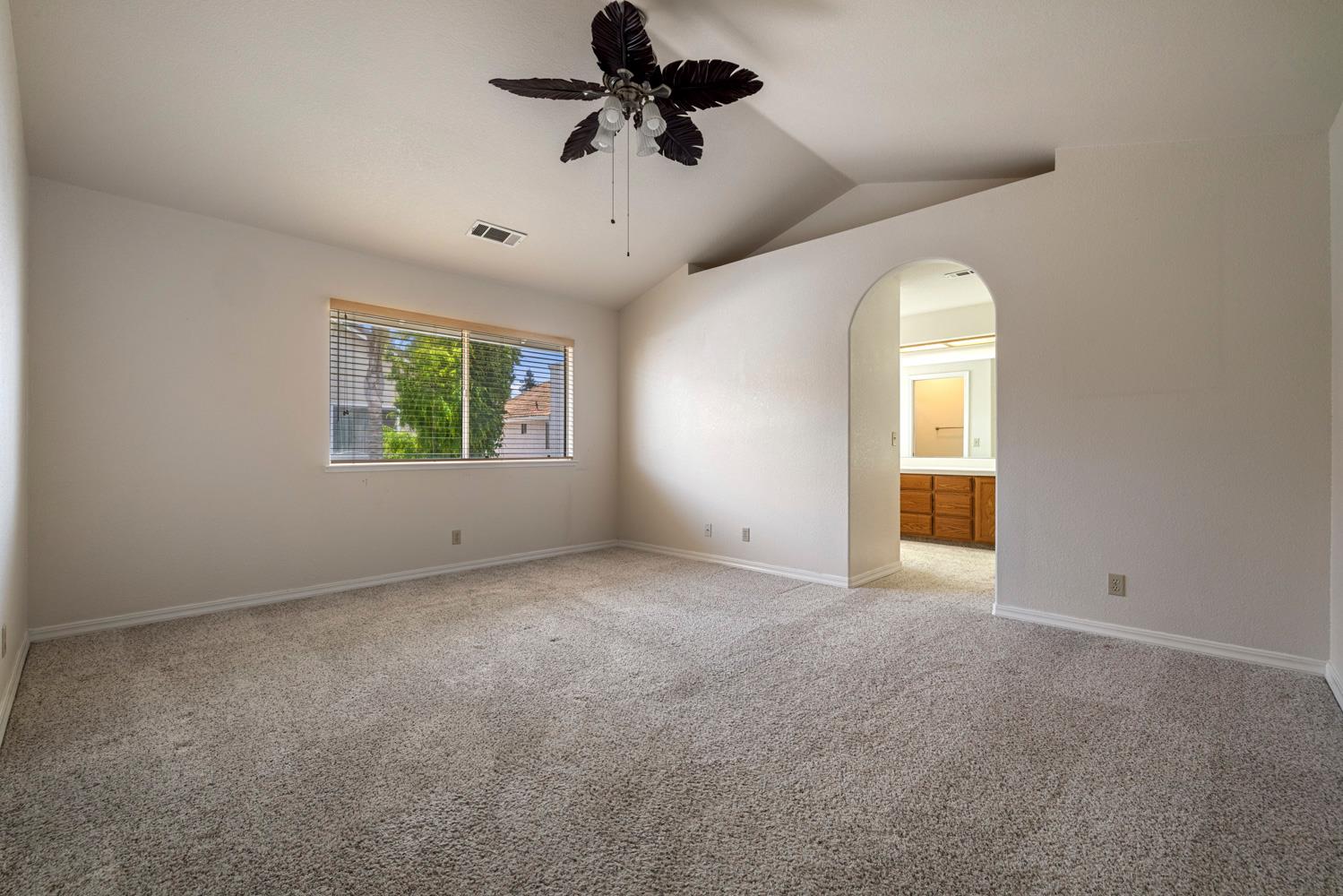 257 Reardon St, Oakdale, CA 95361