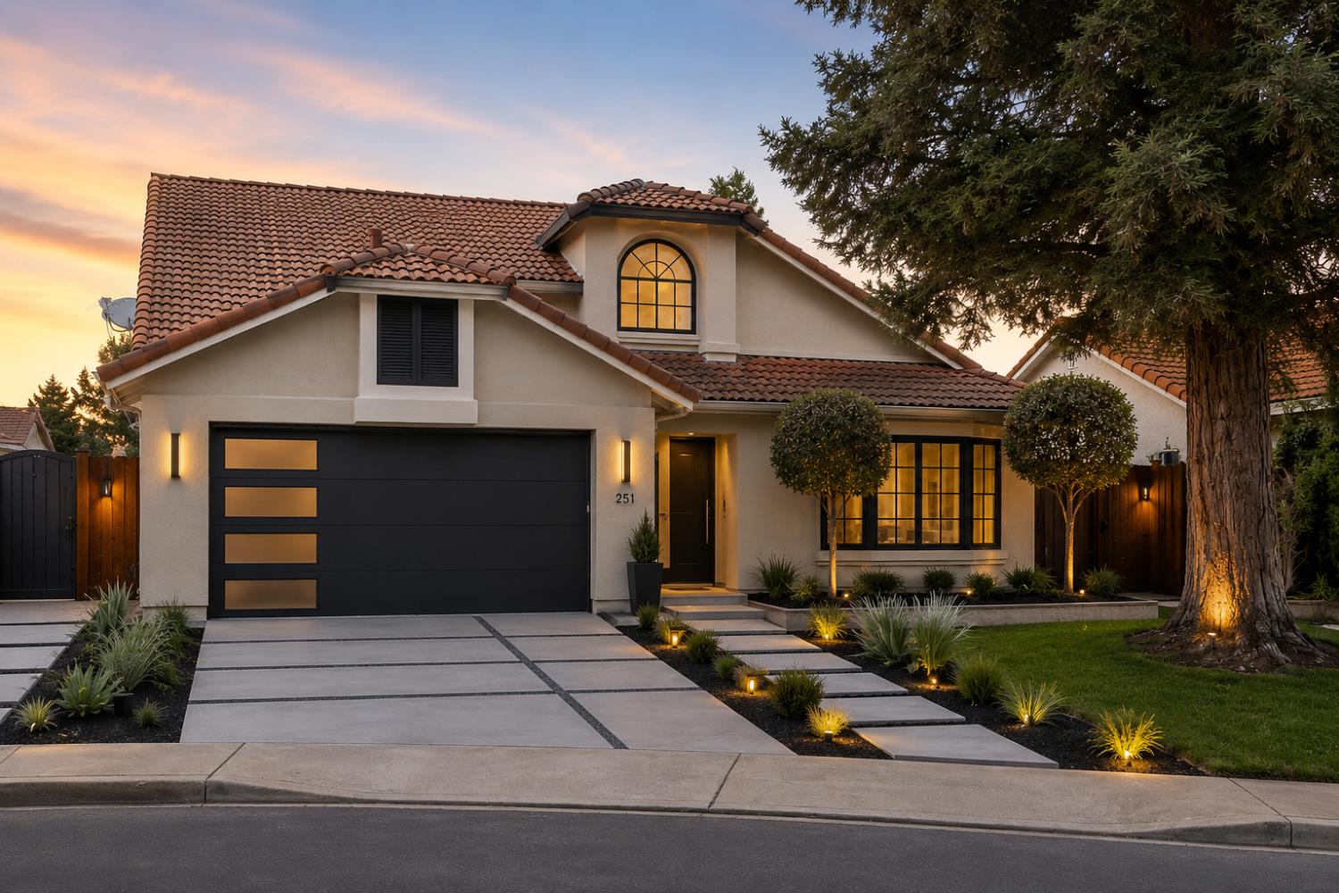 257 Reardon St, Oakdale, CA 95361