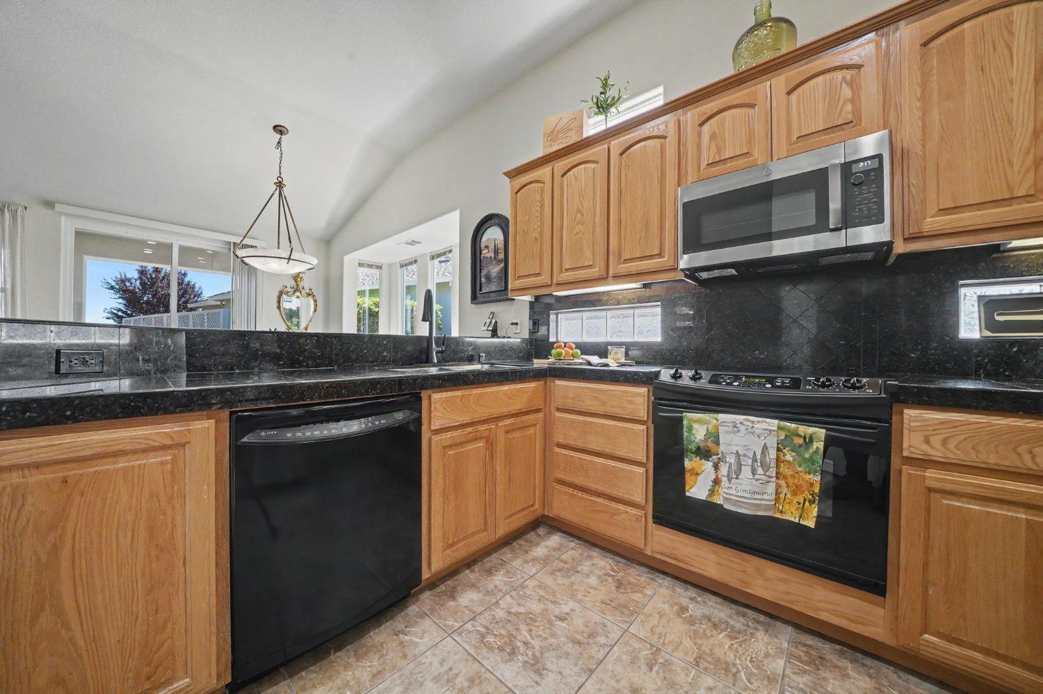 171 Quail Meadow Ct, Copperopolis, CA 95228