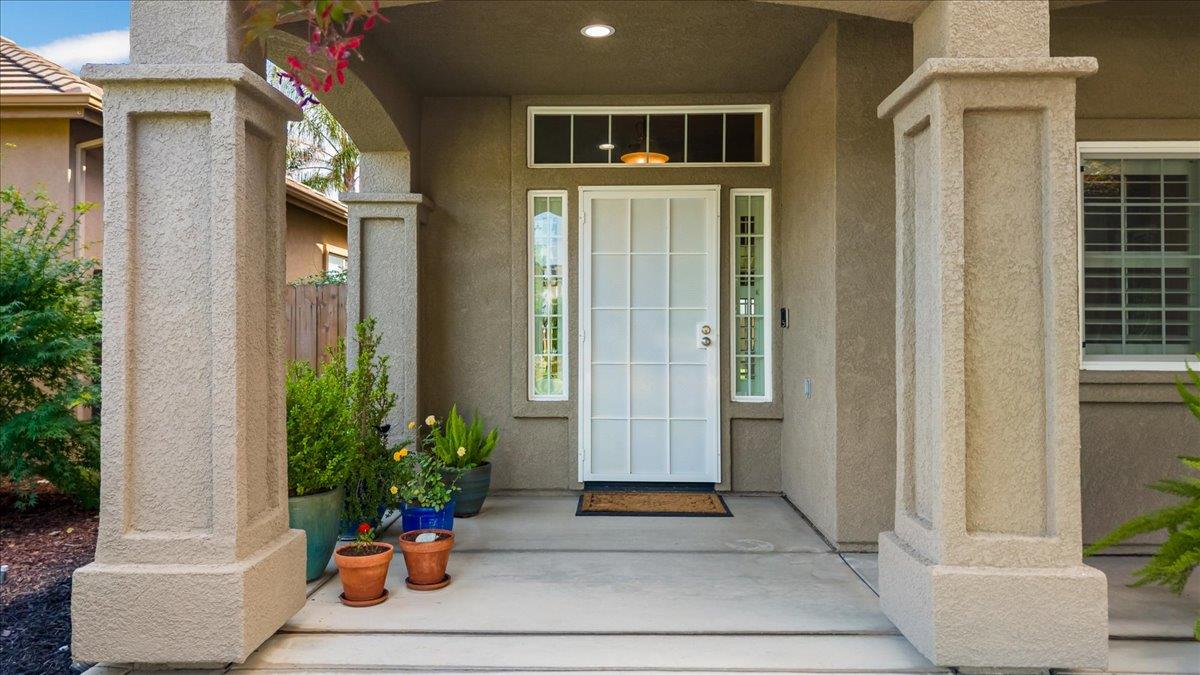 1672 Moonbeam Way, Turlock, CA 95382