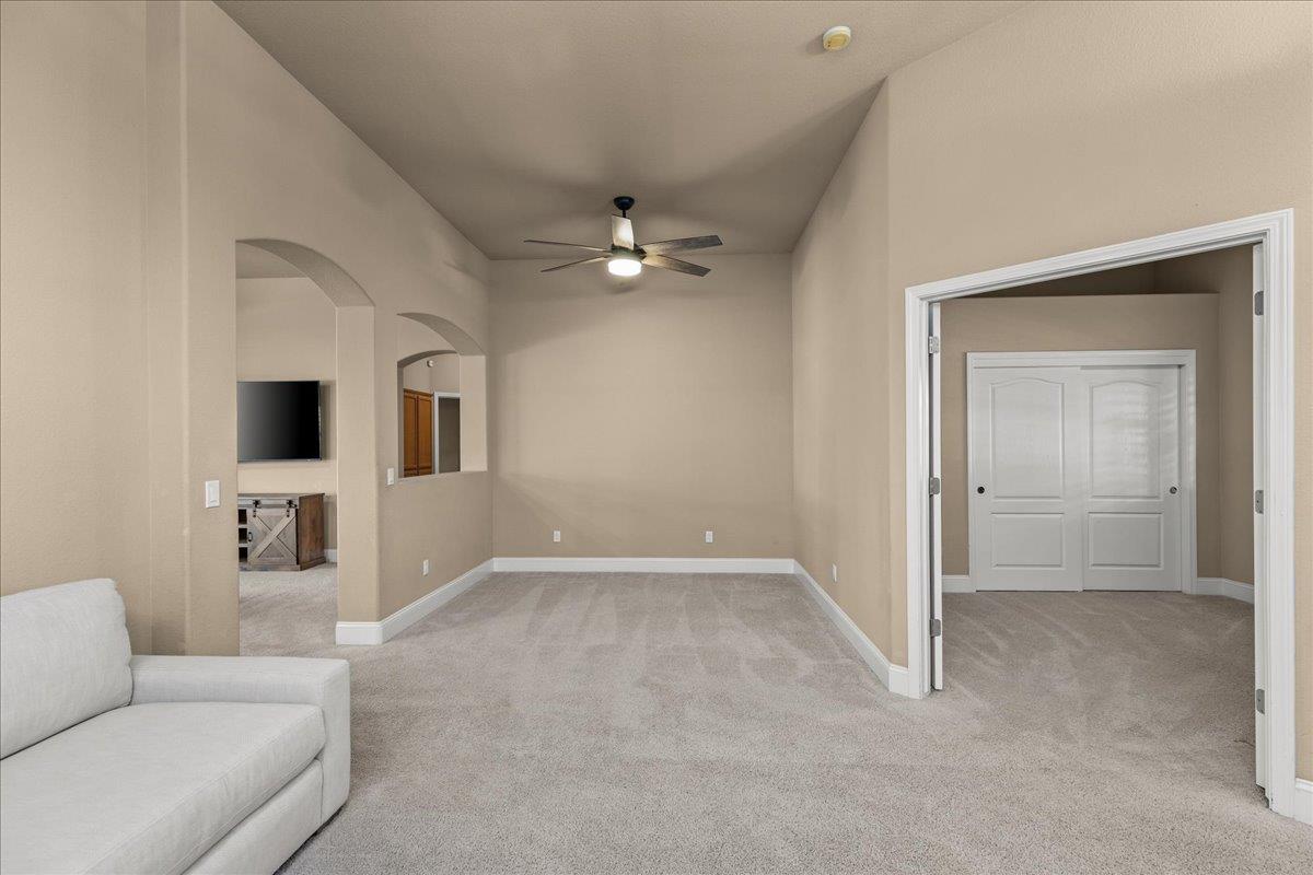 1672 Moonbeam Way, Turlock, CA 95382