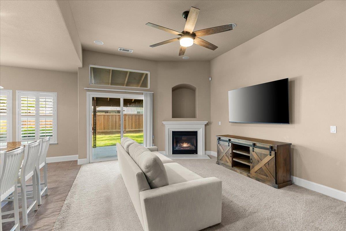 1672 Moonbeam Way, Turlock, CA 95382