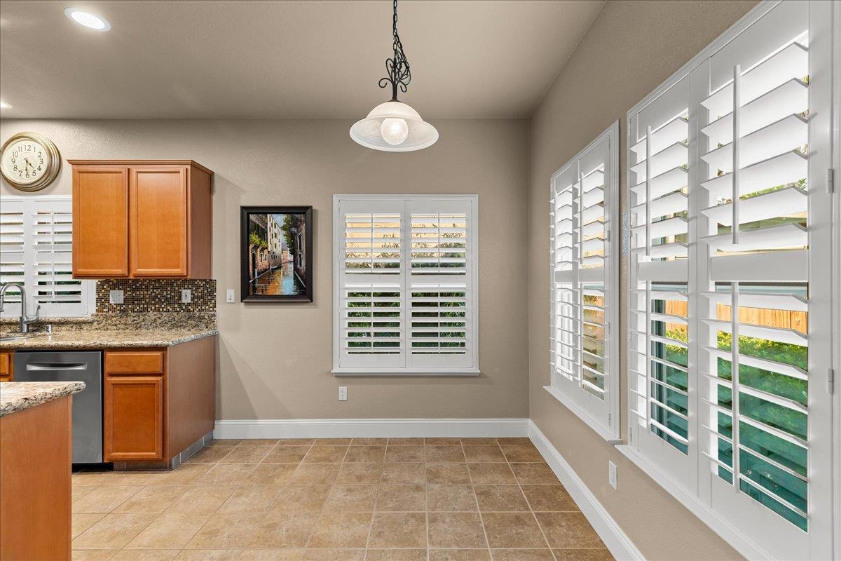 1672 Moonbeam Way, Turlock, CA 95382