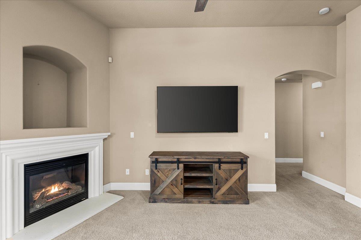 1672 Moonbeam Way, Turlock, CA 95382