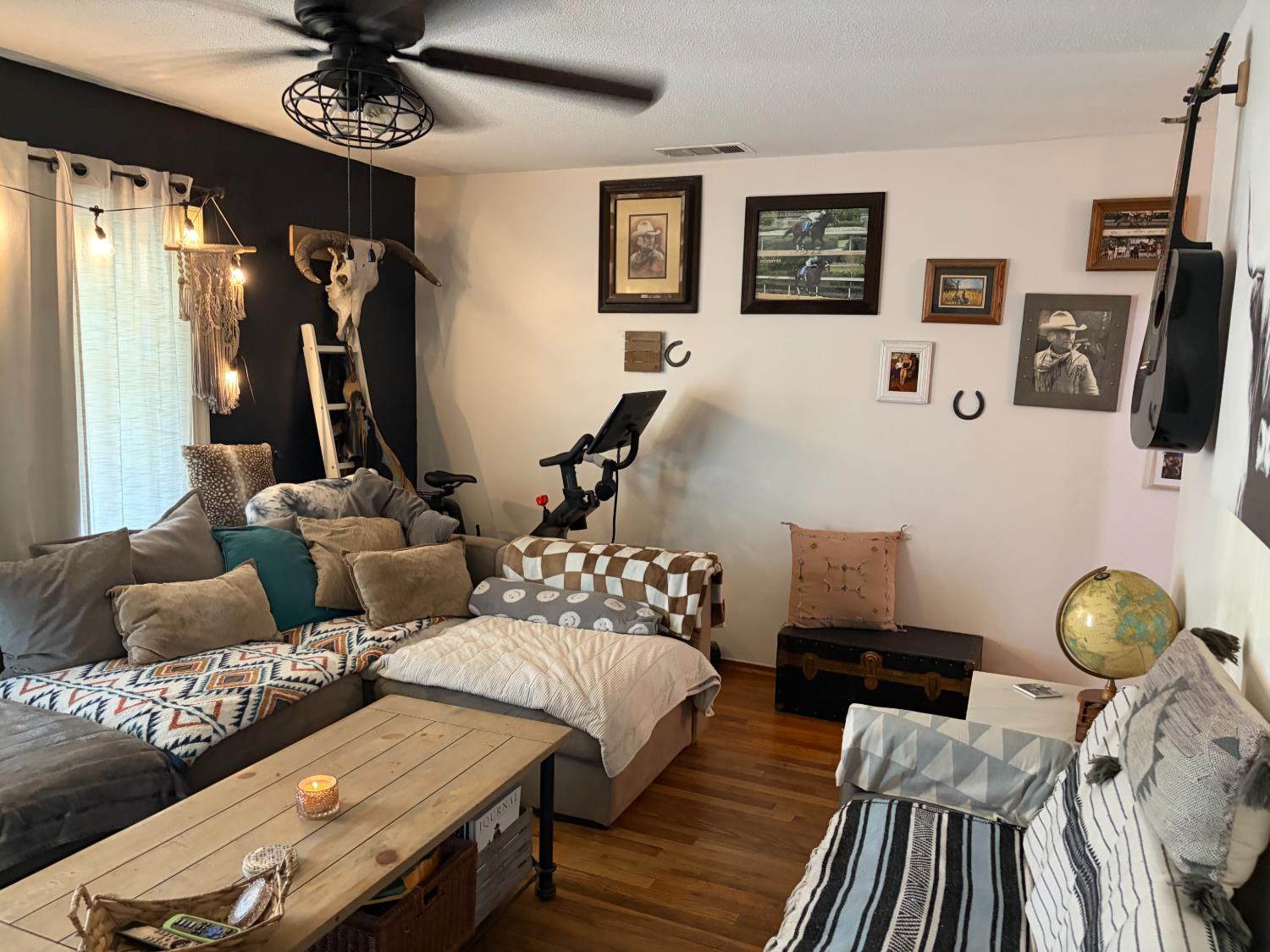 921 E E St, Oakdale, CA 95361