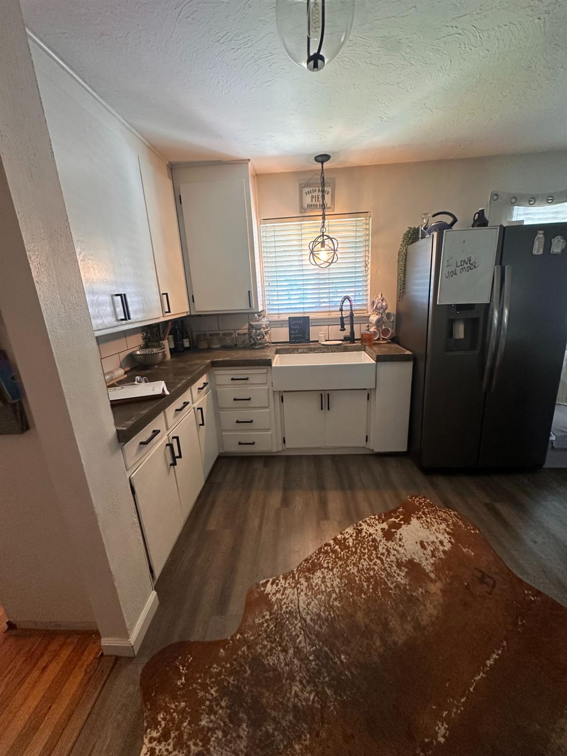 921 E E St, Oakdale, CA 95361