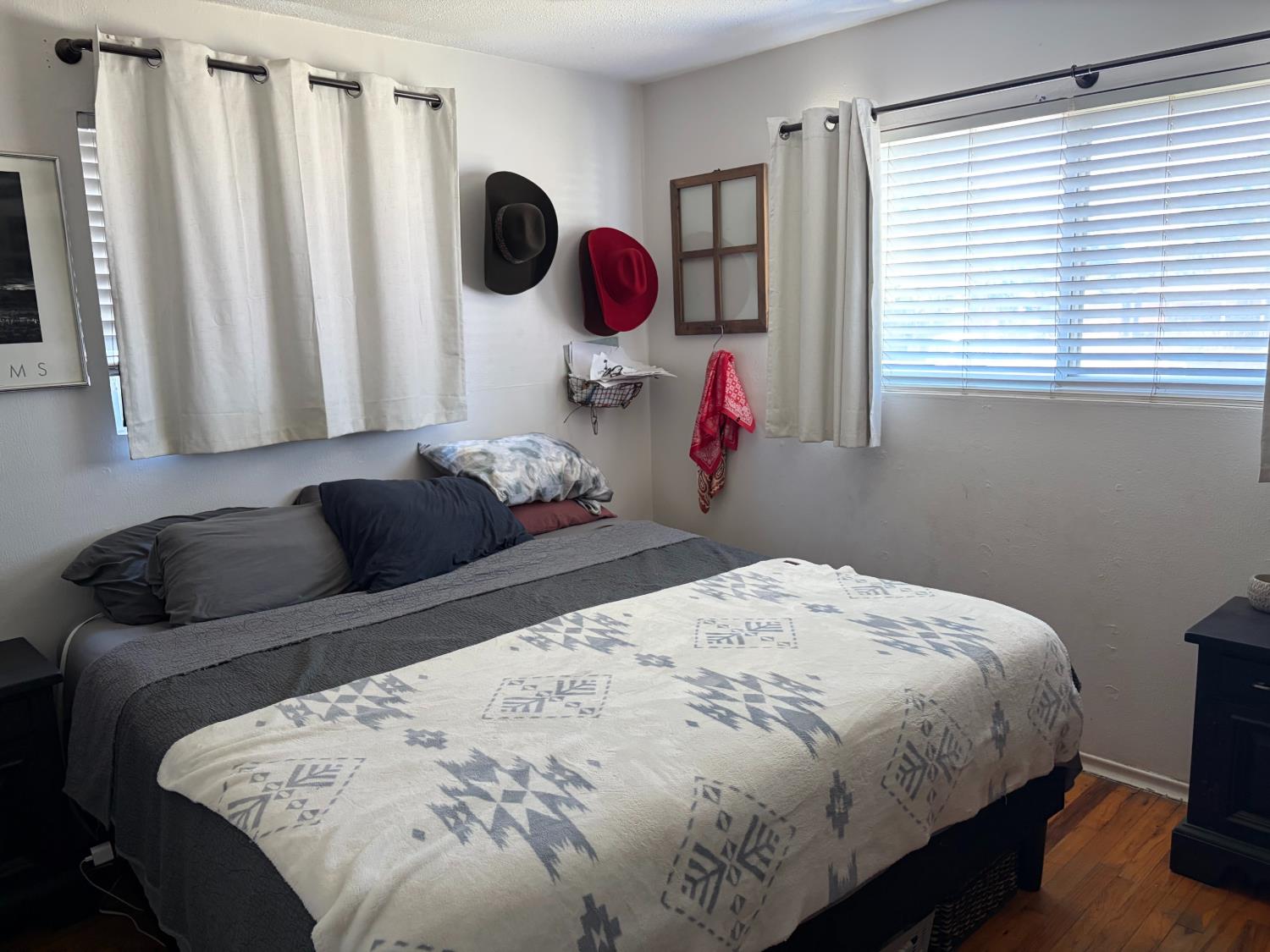 921 E E St, Oakdale, CA 95361