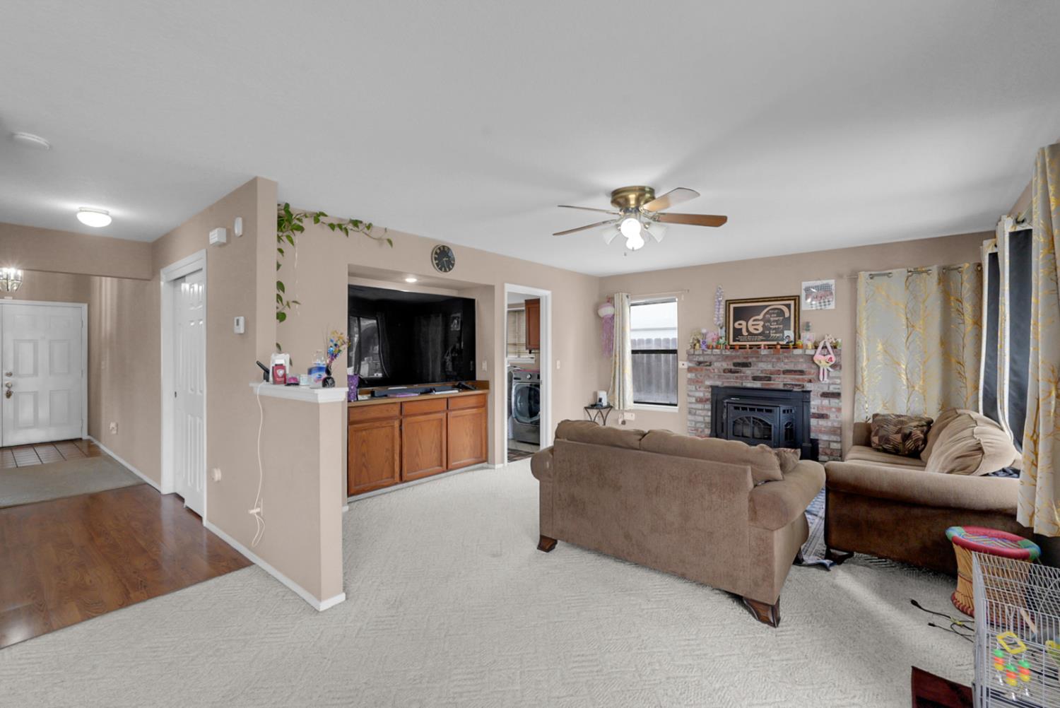 1235 Daniels St, Manteca, CA 95337