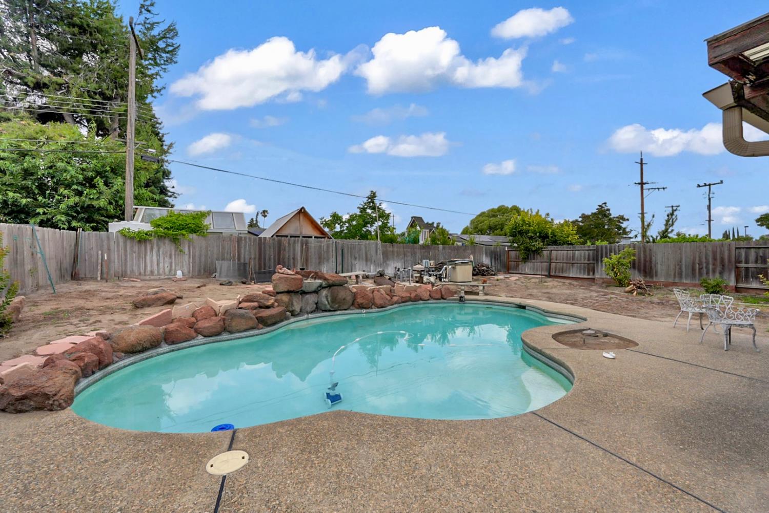 1235 Daniels St, Manteca, CA 95337