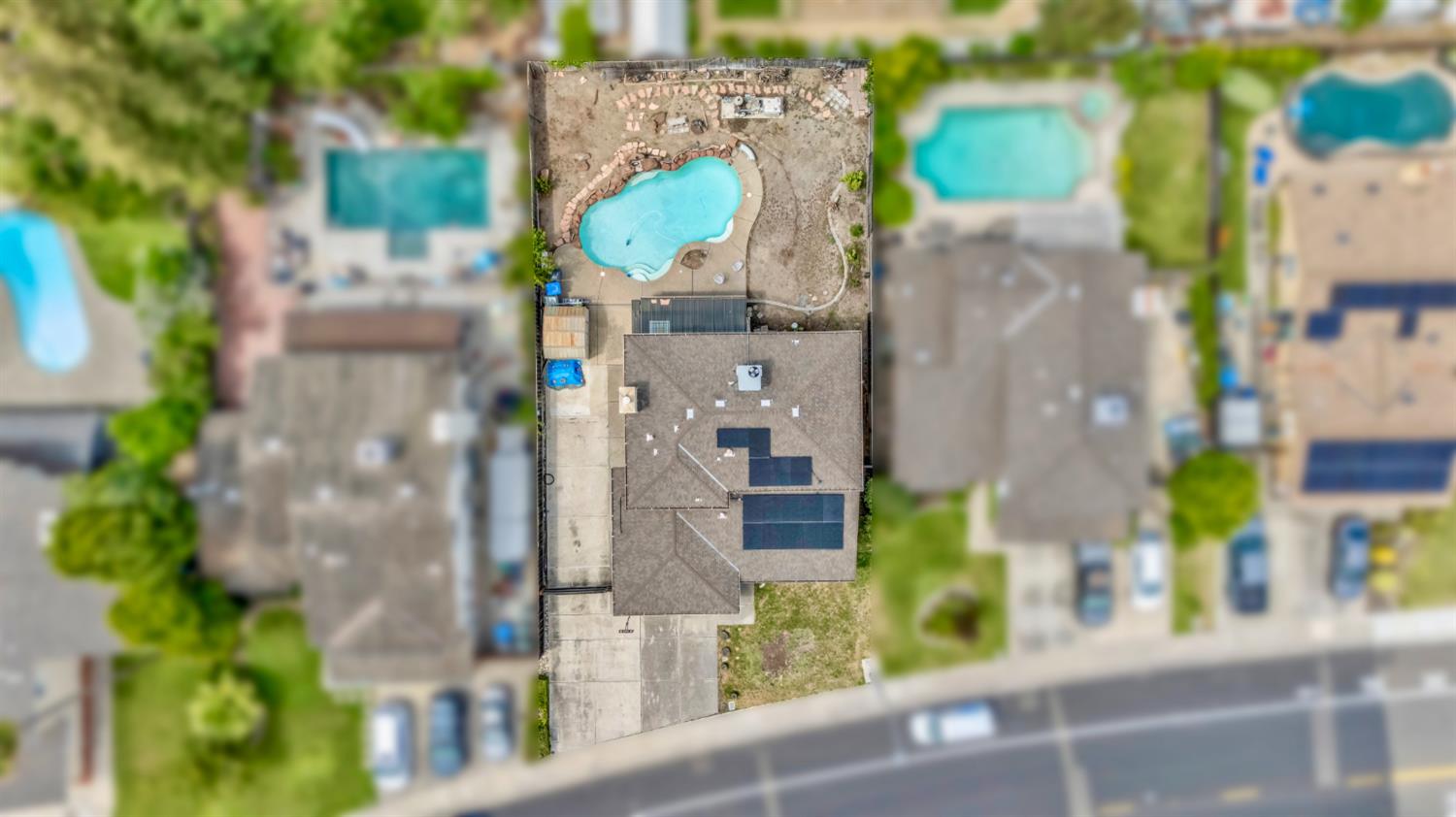 1235 Daniels St, Manteca, CA 95337
