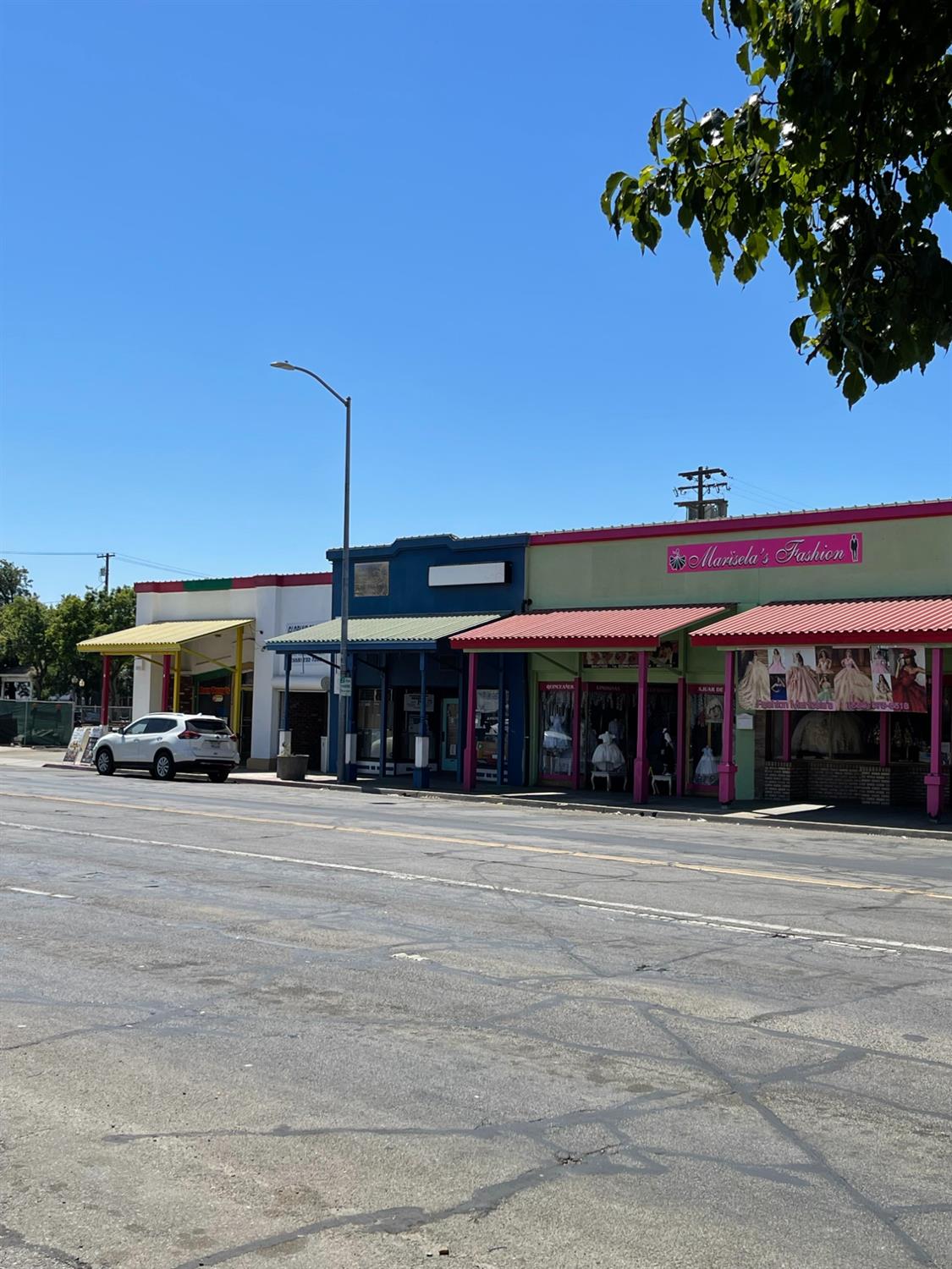 107 E YOSEMITE Ave, Madera, CA 93638