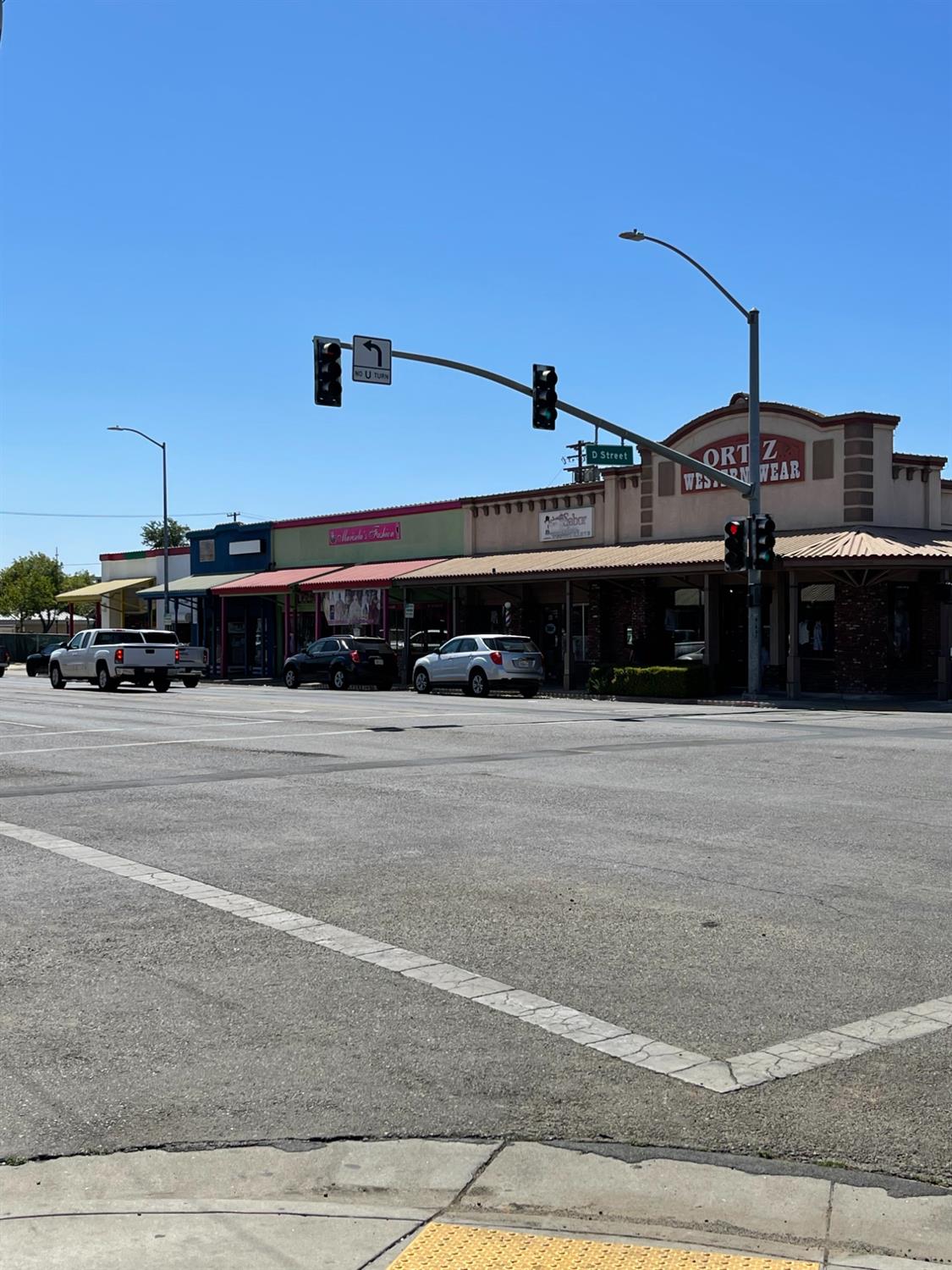 107 E YOSEMITE Ave, Madera, CA 93638